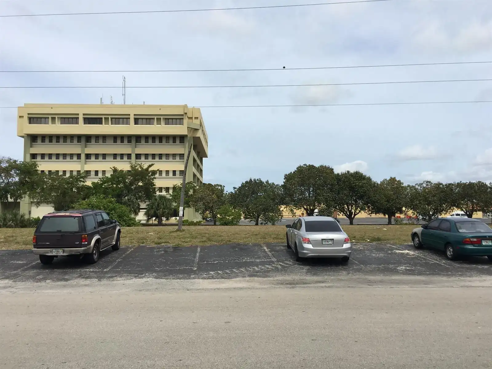 1590 NW 43rd Apt 310 Avenue, Lauderhill FL 33313 photo 2