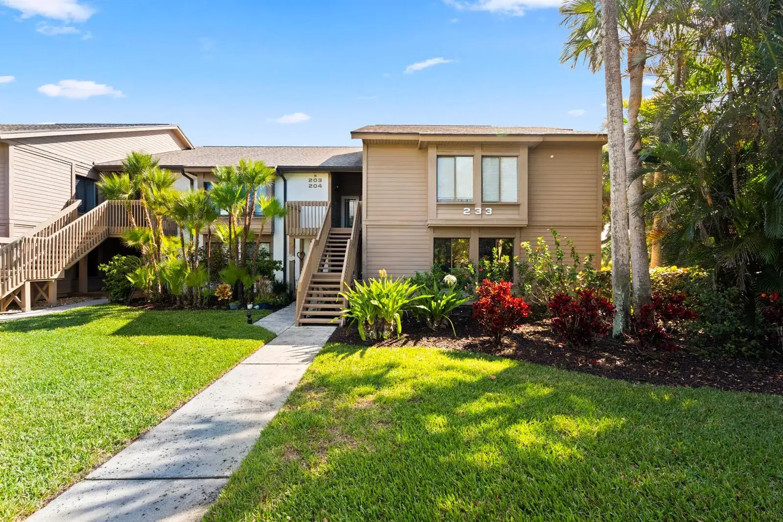 233 NE Edgewater Drive # 104, Hutchinson Island FL 34996 photo 2