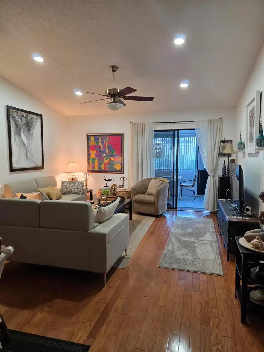 2640 W Gately Dr Drive W # 1204, West Palm Beach FL 33415 photo 4