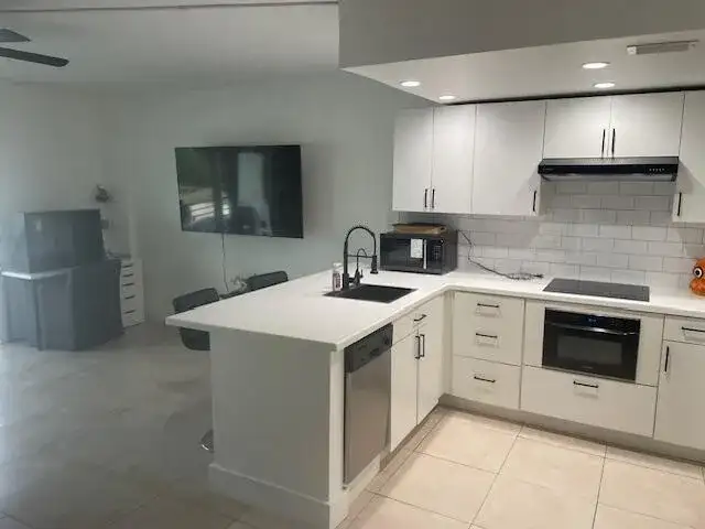 2900 NE 30th Street # B2, Fort Lauderdale FL 33306 photo 3