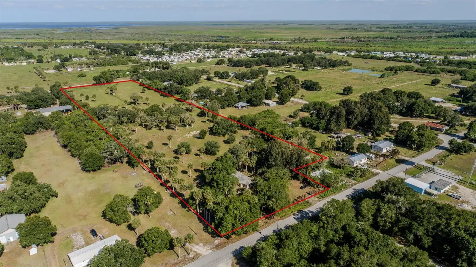 1100 Red Barn Rd N W, Moore Haven FL 33471 photo 2