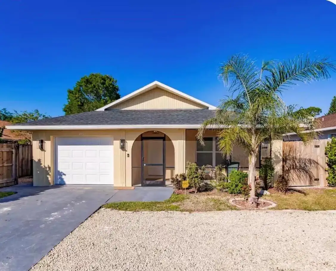 705 N 103rd Ave Avenue N, Naples FL 34108 photo 4