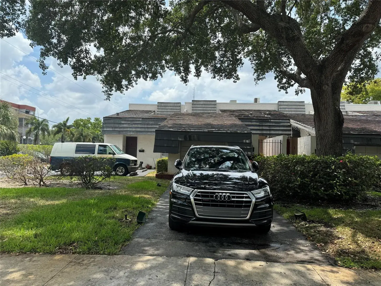 455 NW 68th Avenue # 702, Plantation FL 33317