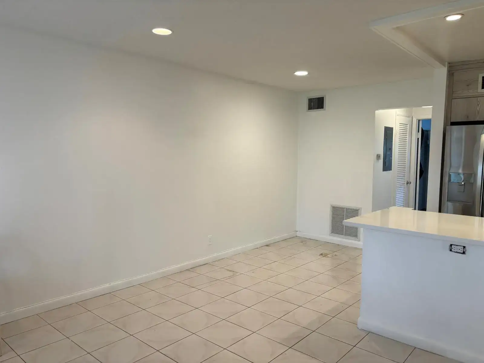 223 Coventry J # 223, West Palm Beach FL 33417 photo 3
