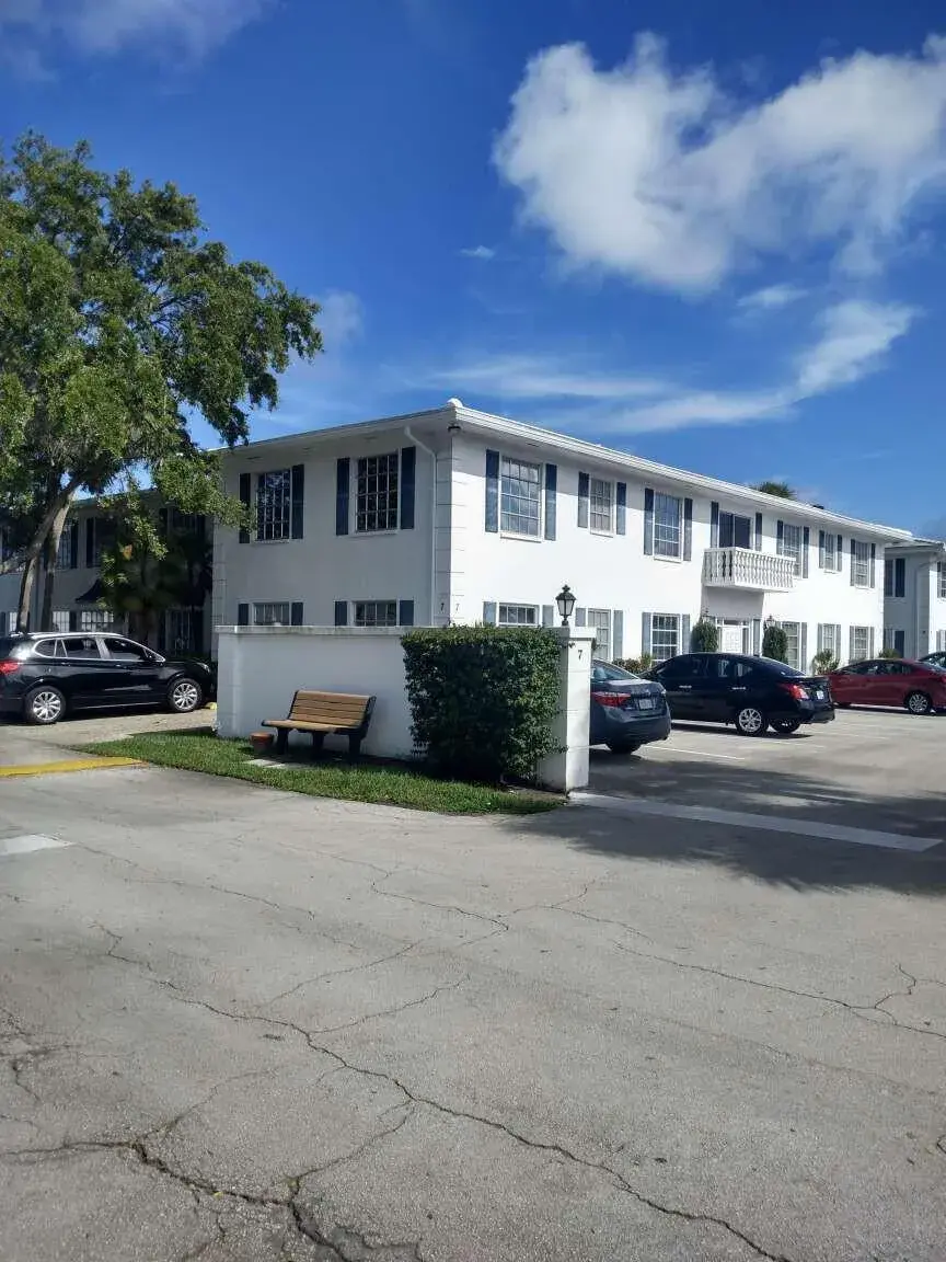 2180 NE 67th Street # 721, Fort Lauderdale FL 33308