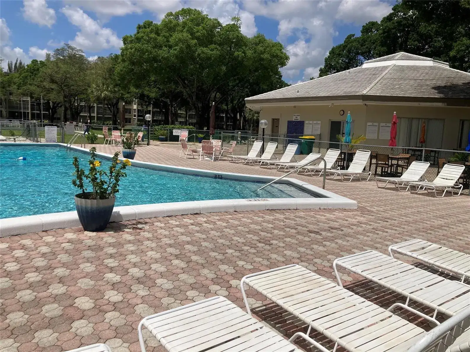 2998 NW 48th Terrace # 332, Lauderdale Lakes FL 33313 photo 2