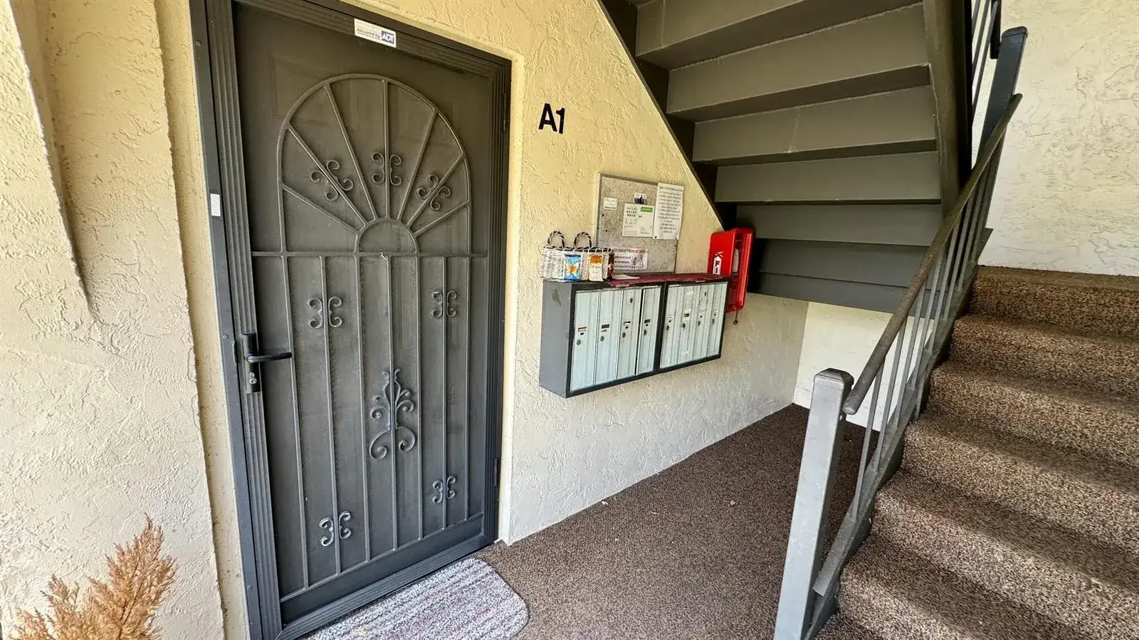 104 Lake Pine Circle # 1, FL 33463 photo 2