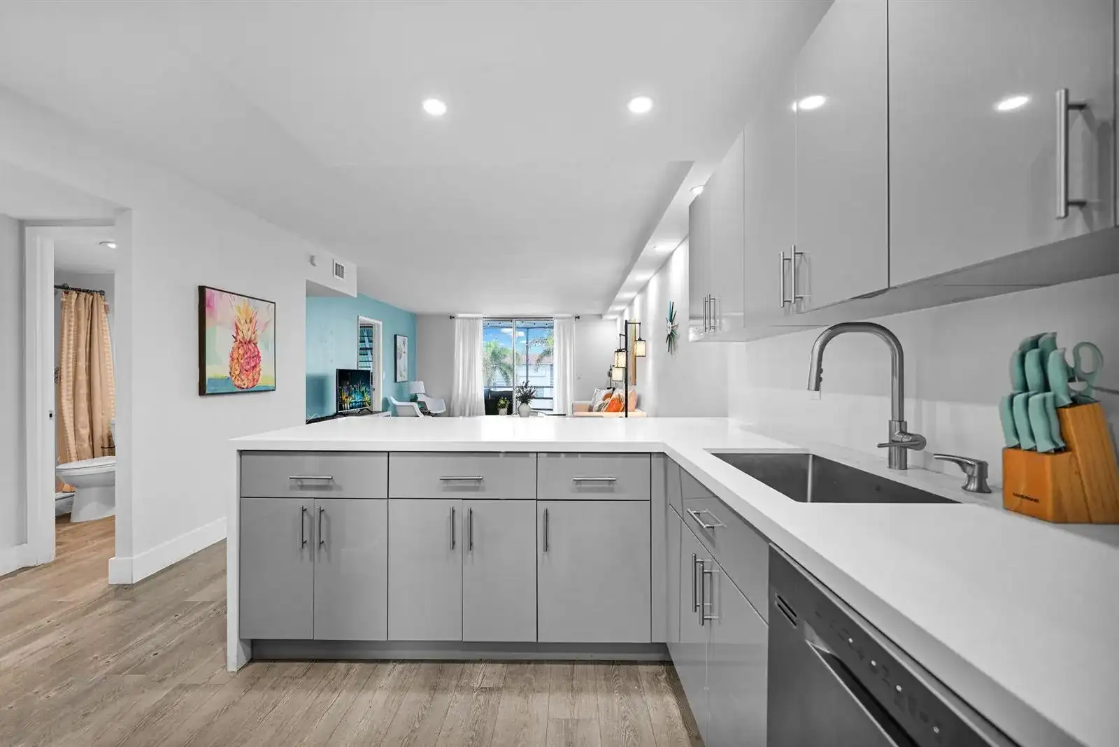 400 SE 10th Street # 303, Deerfield Beach FL 33441