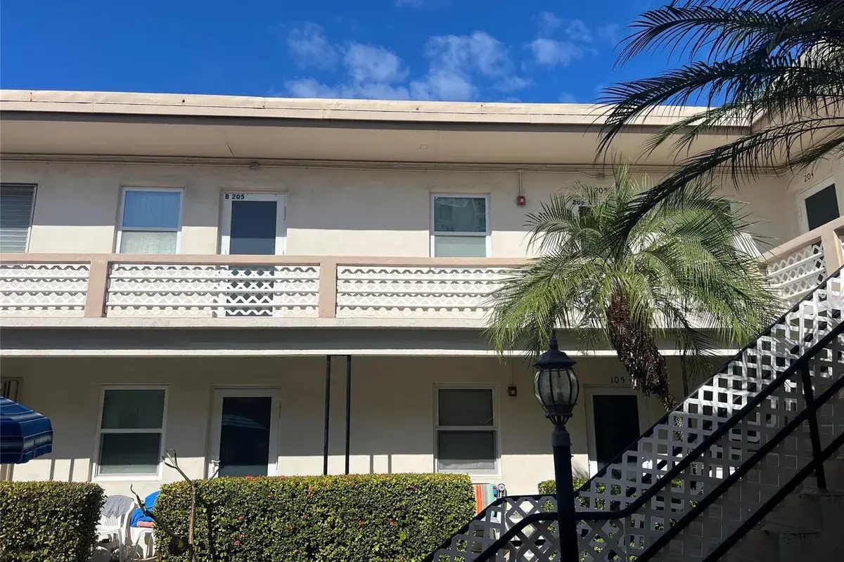 1315 N Ocean Drive # 205, Hollywood FL 33019