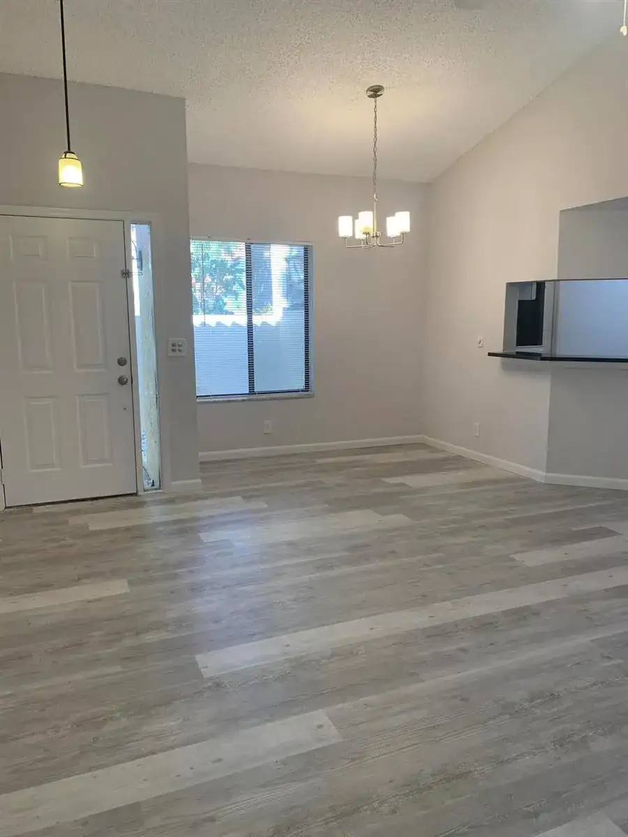12 Via De Casas Sur # 102, Boynton Beach FL 33426 photo 3