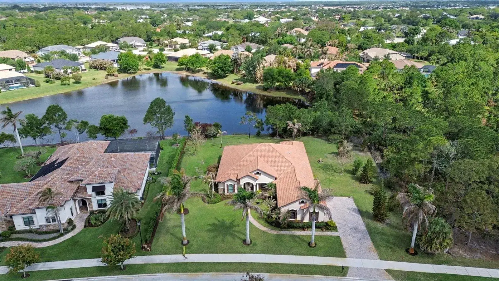 774 SW Winston Avenue, Palm City FL 34990 photo 2