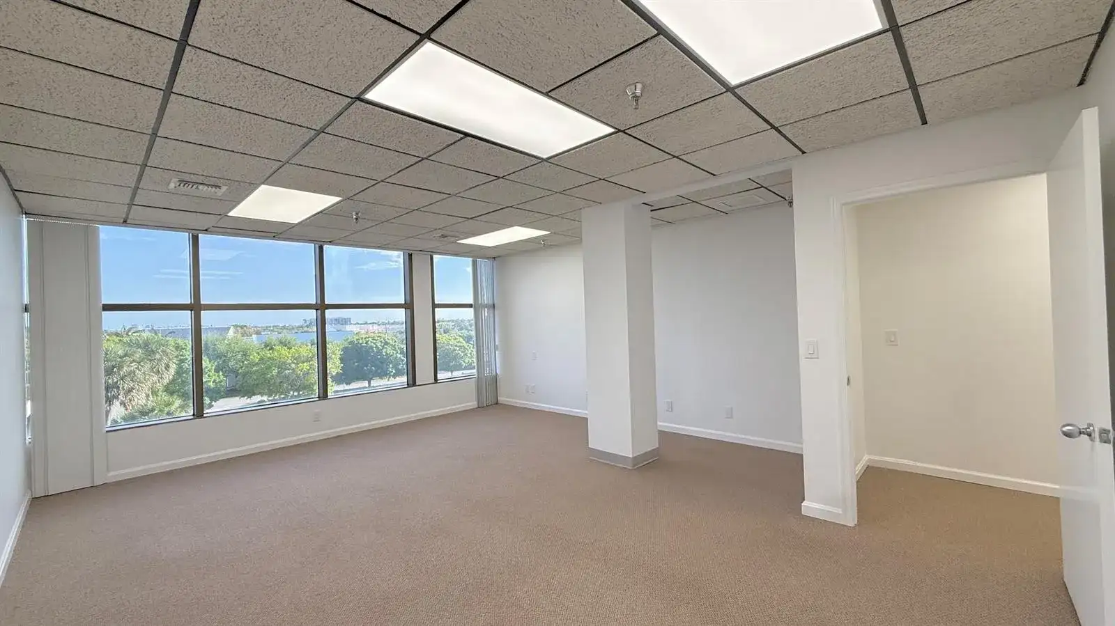 631 Us-1 # 404, North Palm Beach FL 33408 photo 3