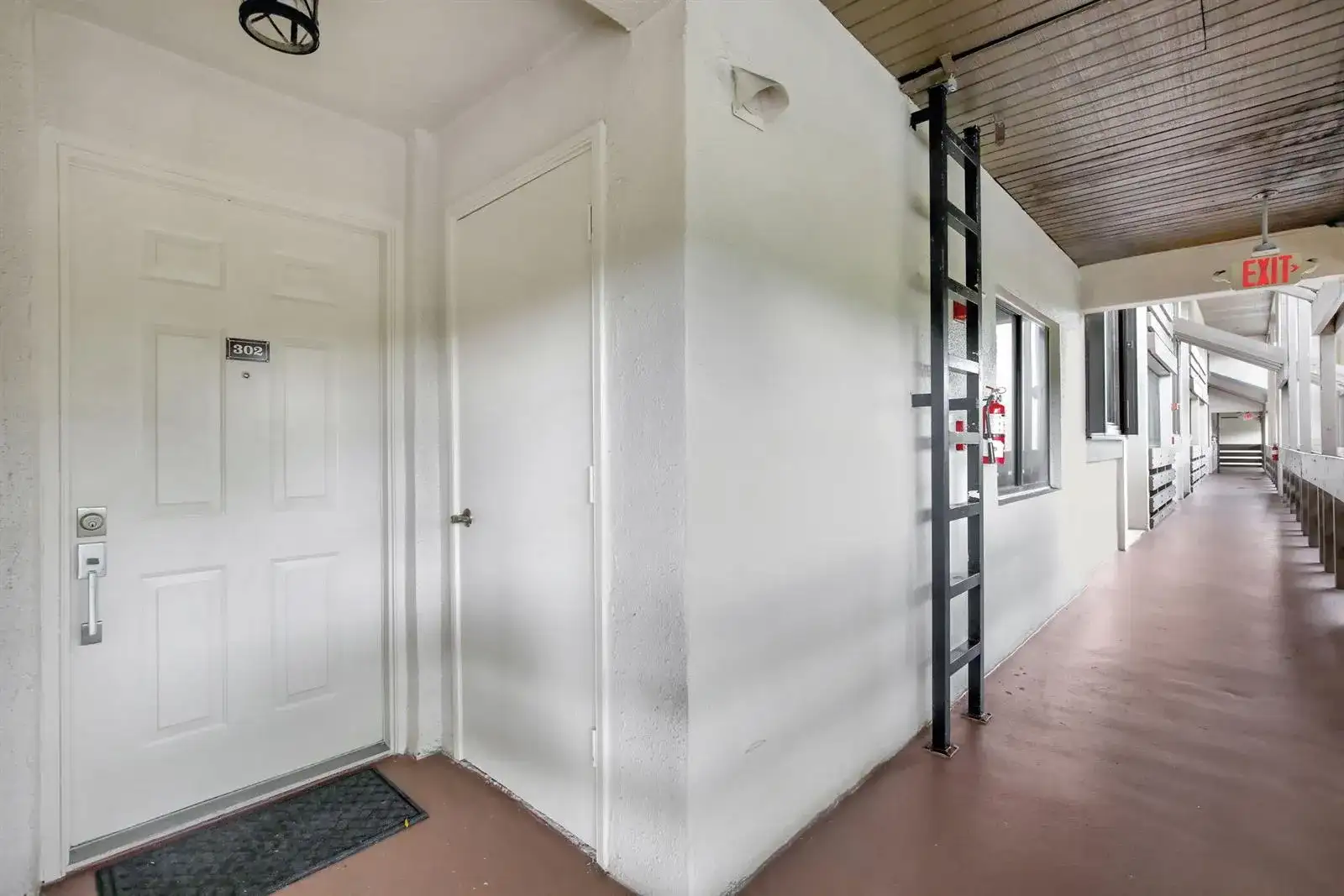 141 SW 96th Terrace # 302, Plantation FL 33324 photo 4
