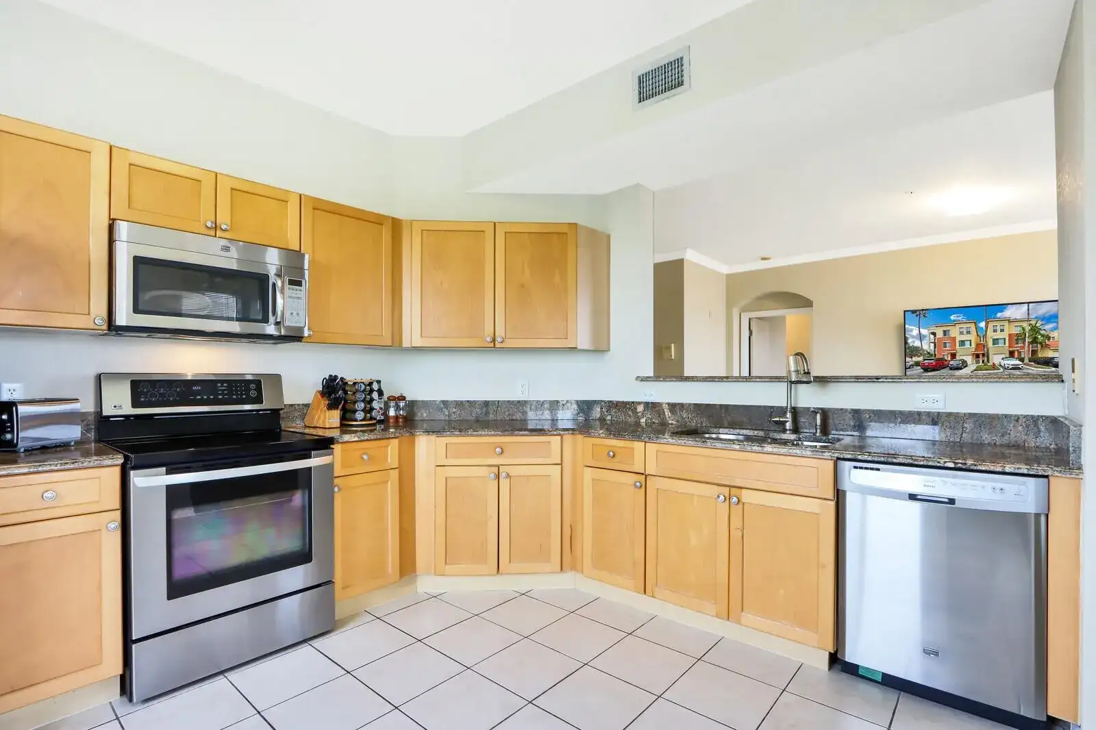 11021 Legacy Lane # 303, Palm Beach Gardens FL 33410 photo 4