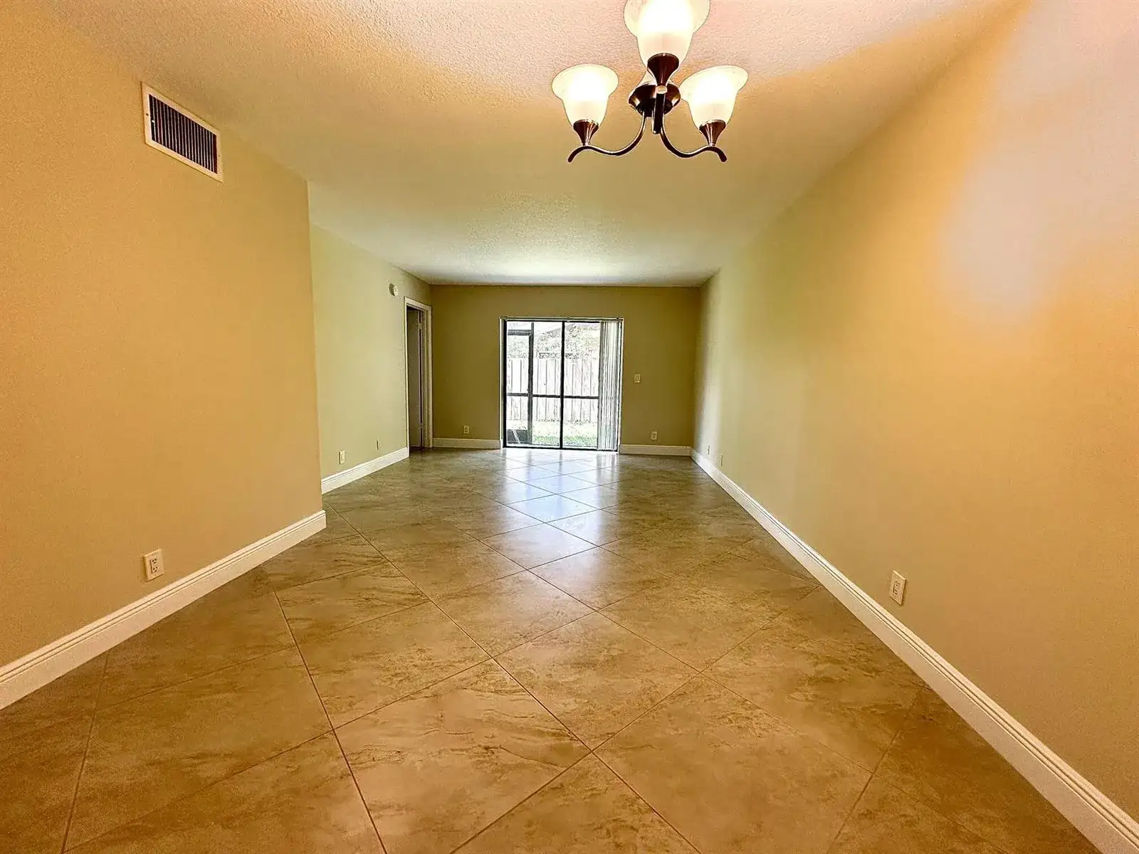 21904 Lake Forest Circle # 101, Boca Raton FL 33433 photo 5