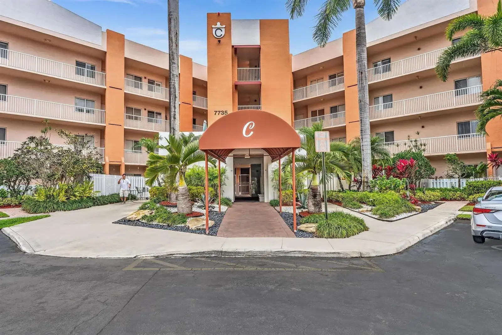 7735 Yardley Drive # 406, Tamarac FL 33321 photo 2