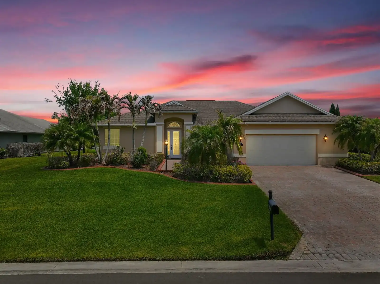 1215 Southlakes Way SW, Vero Beach FL 32968