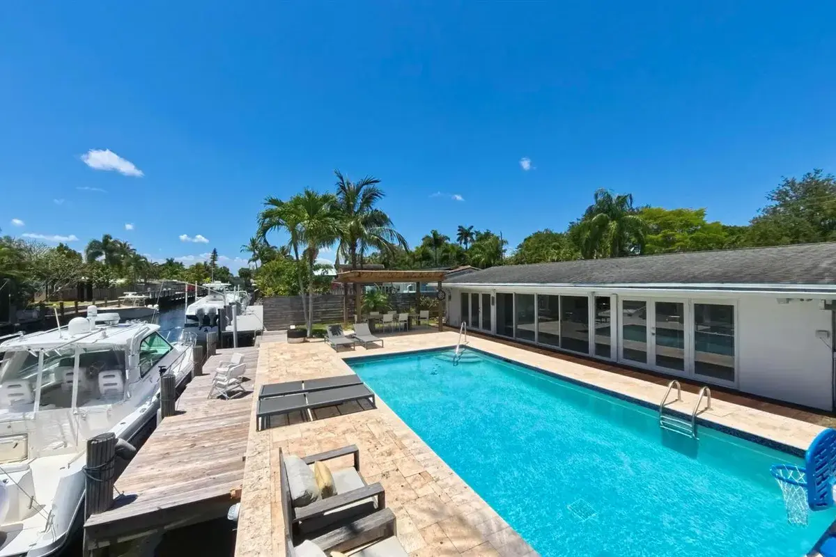 1704 SW 4th Court, Fort Lauderdale FL 33312