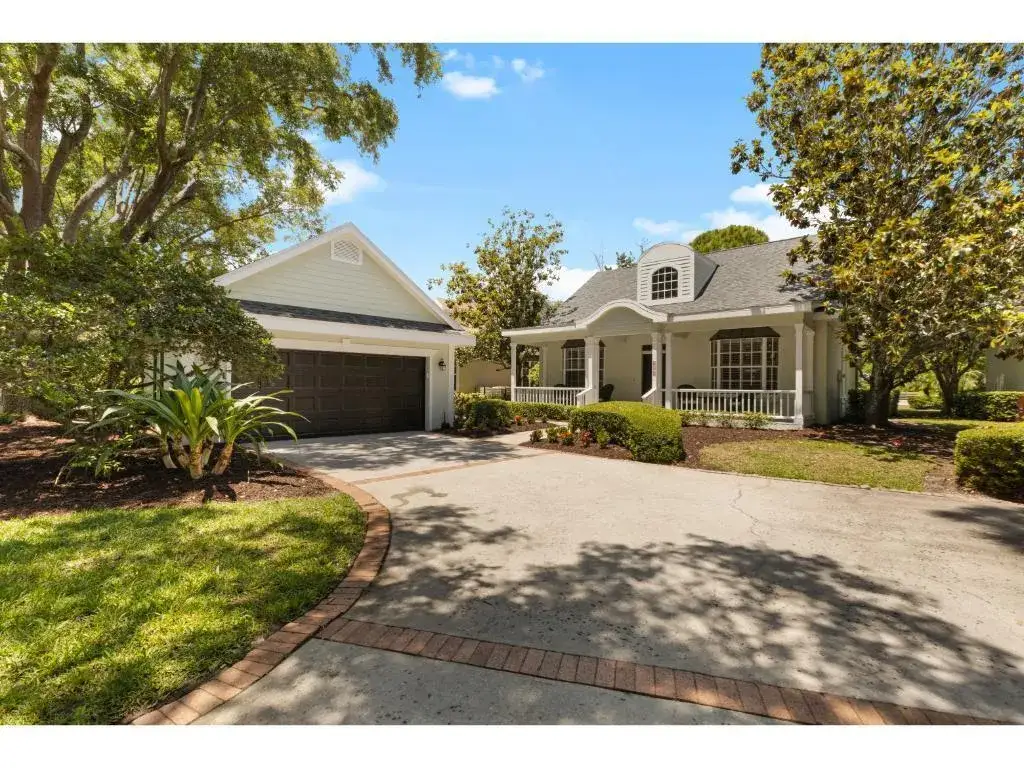 814 Carolina Circle SW, Vero Beach FL 32962