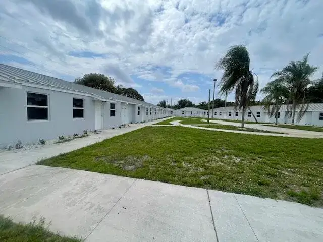 4393 Windsor Avenue # 1, West Palm Beach FL 33407