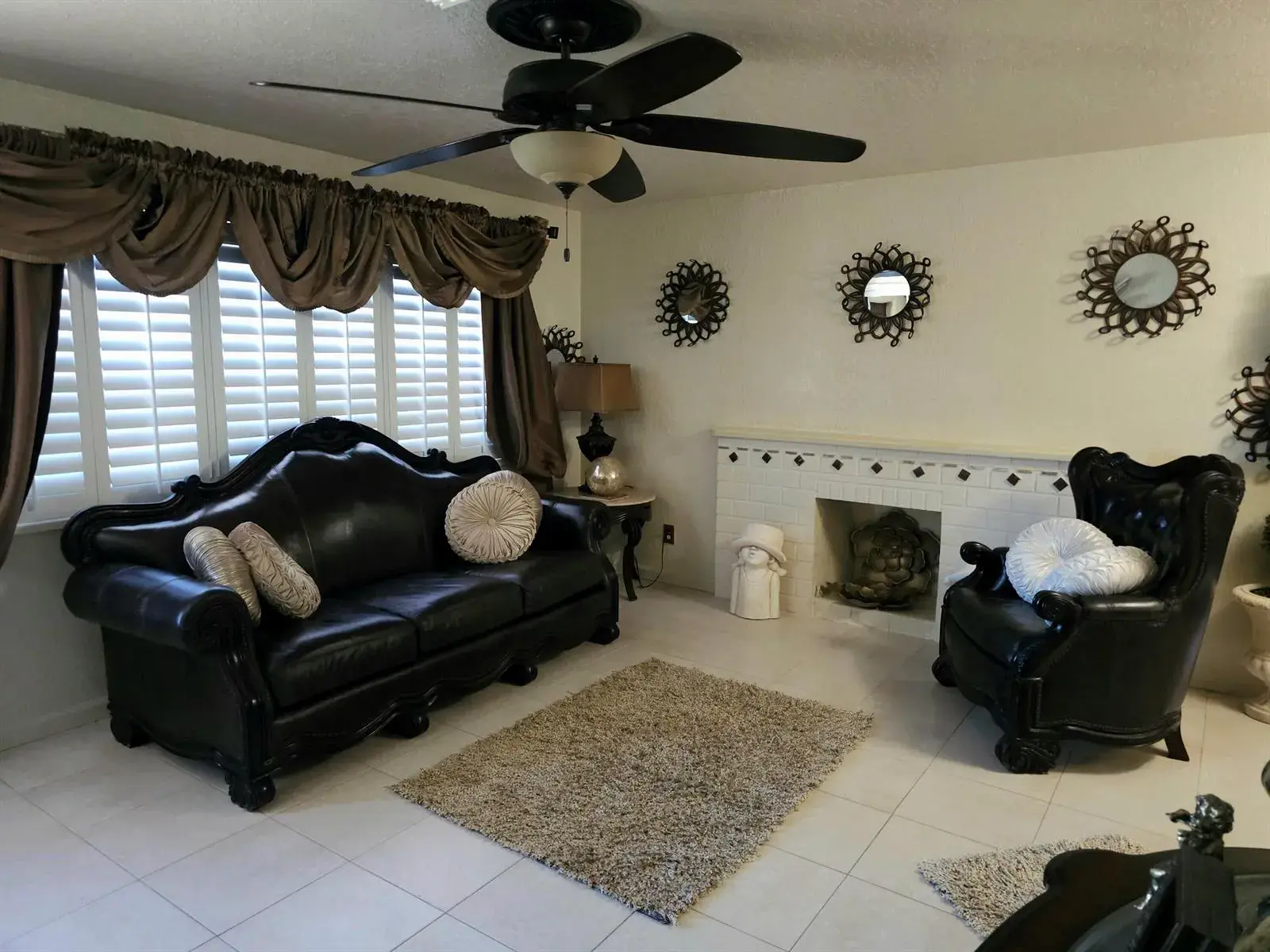 637 Dogwood Road, West Palm Beach FL 33409