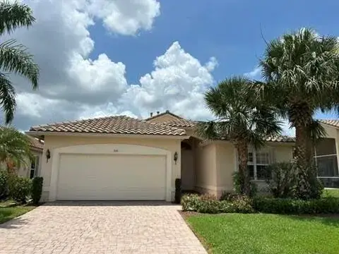 360 NW Shoreline Circle, Port St. Lucie FL 34986