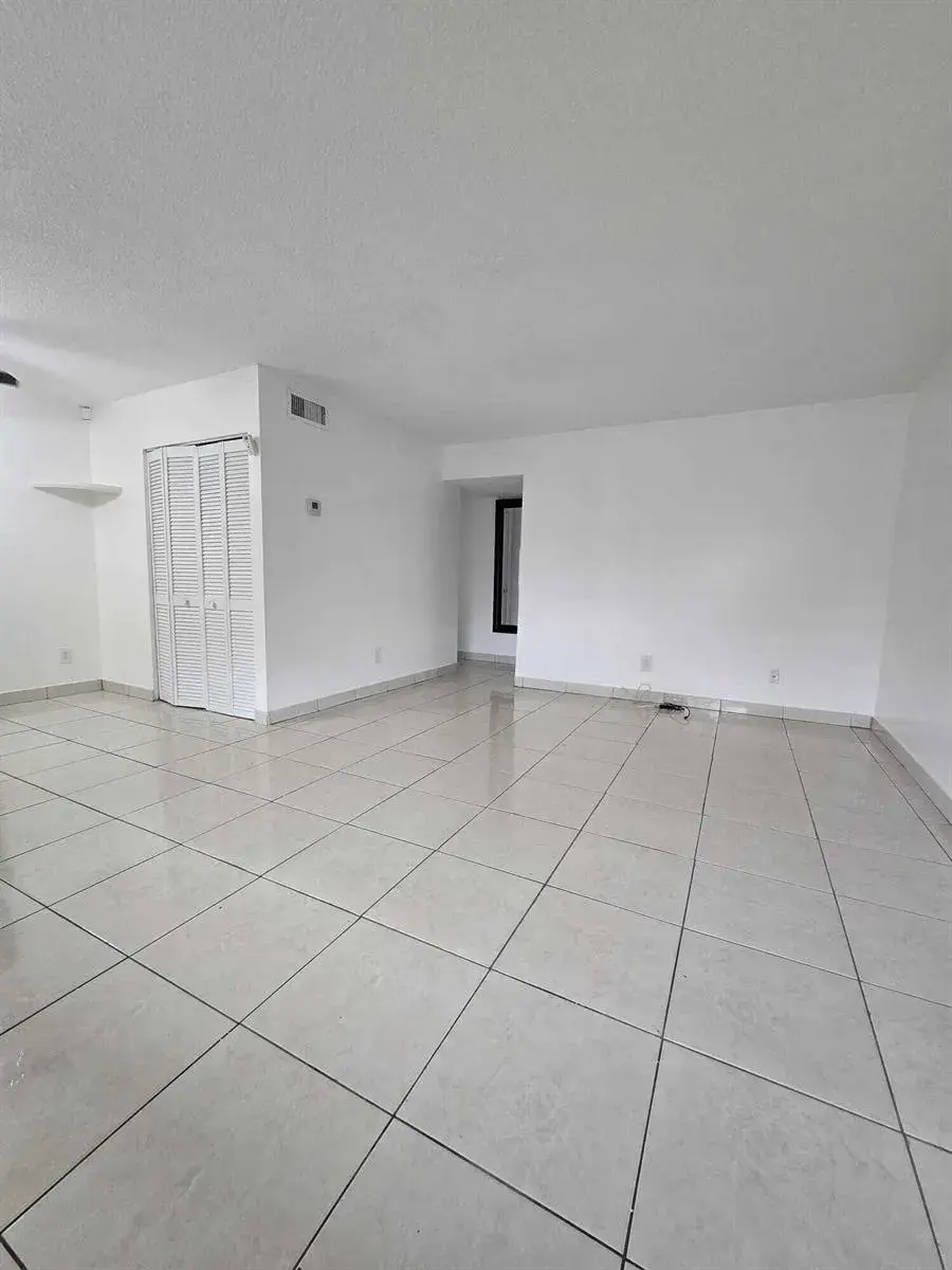 1201 SW 52nd Avenue # 2, North Lauderdale FL 33068