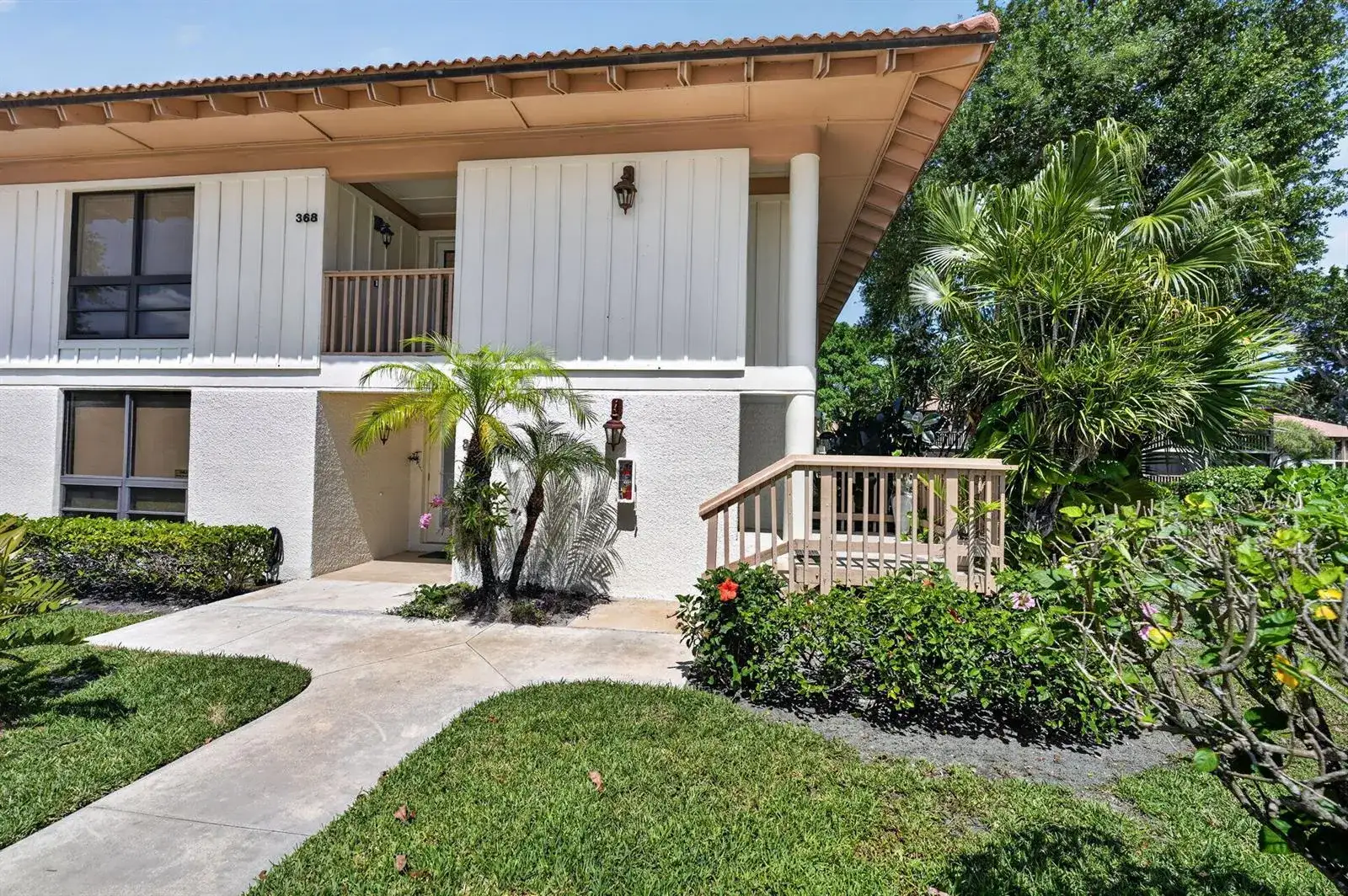 368 Brackenwood Circle, Palm Beach Gardens FL 33418 photo 3