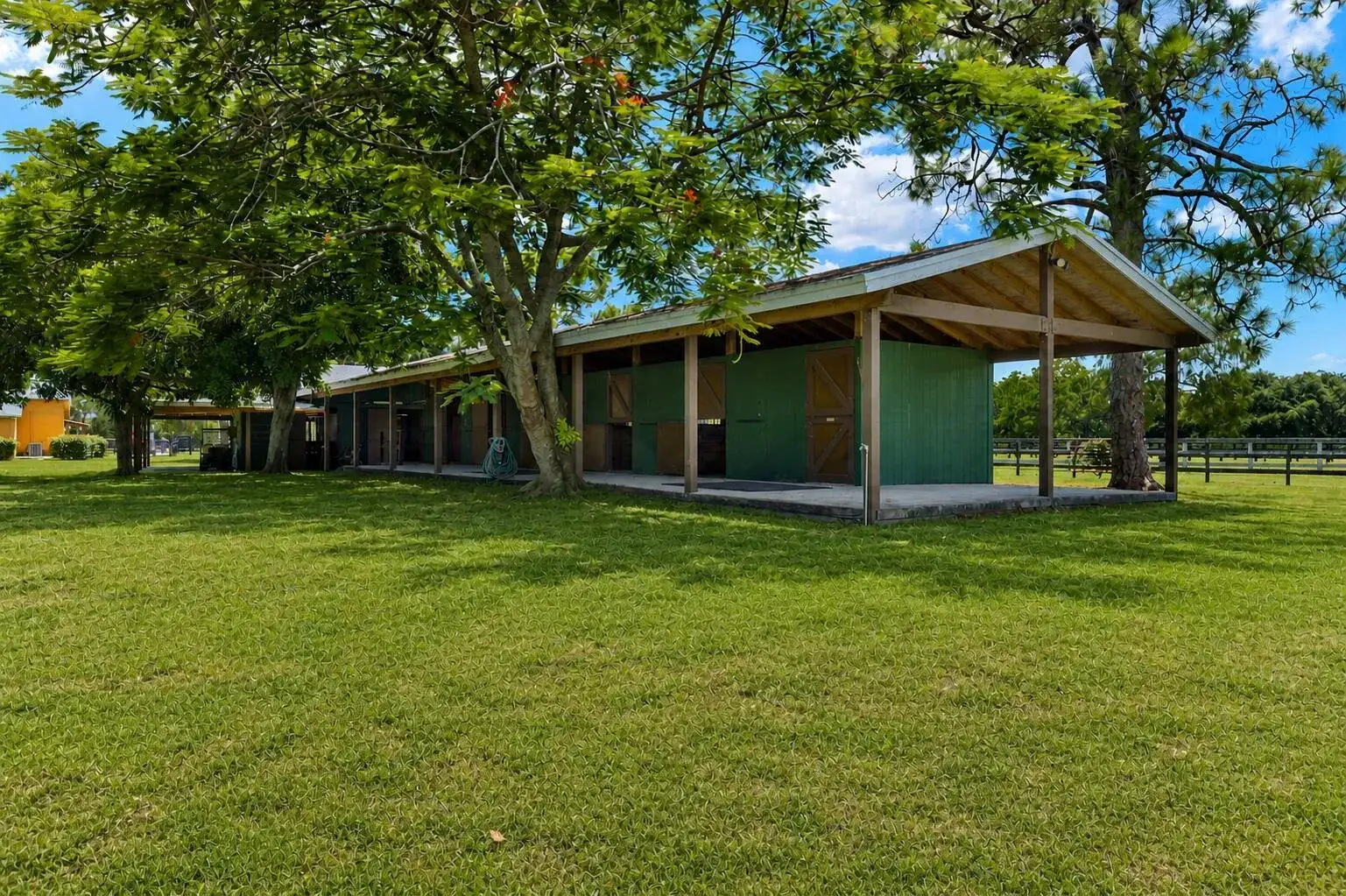 16031 Rustic Road, Wellington FL 33470 photo 5