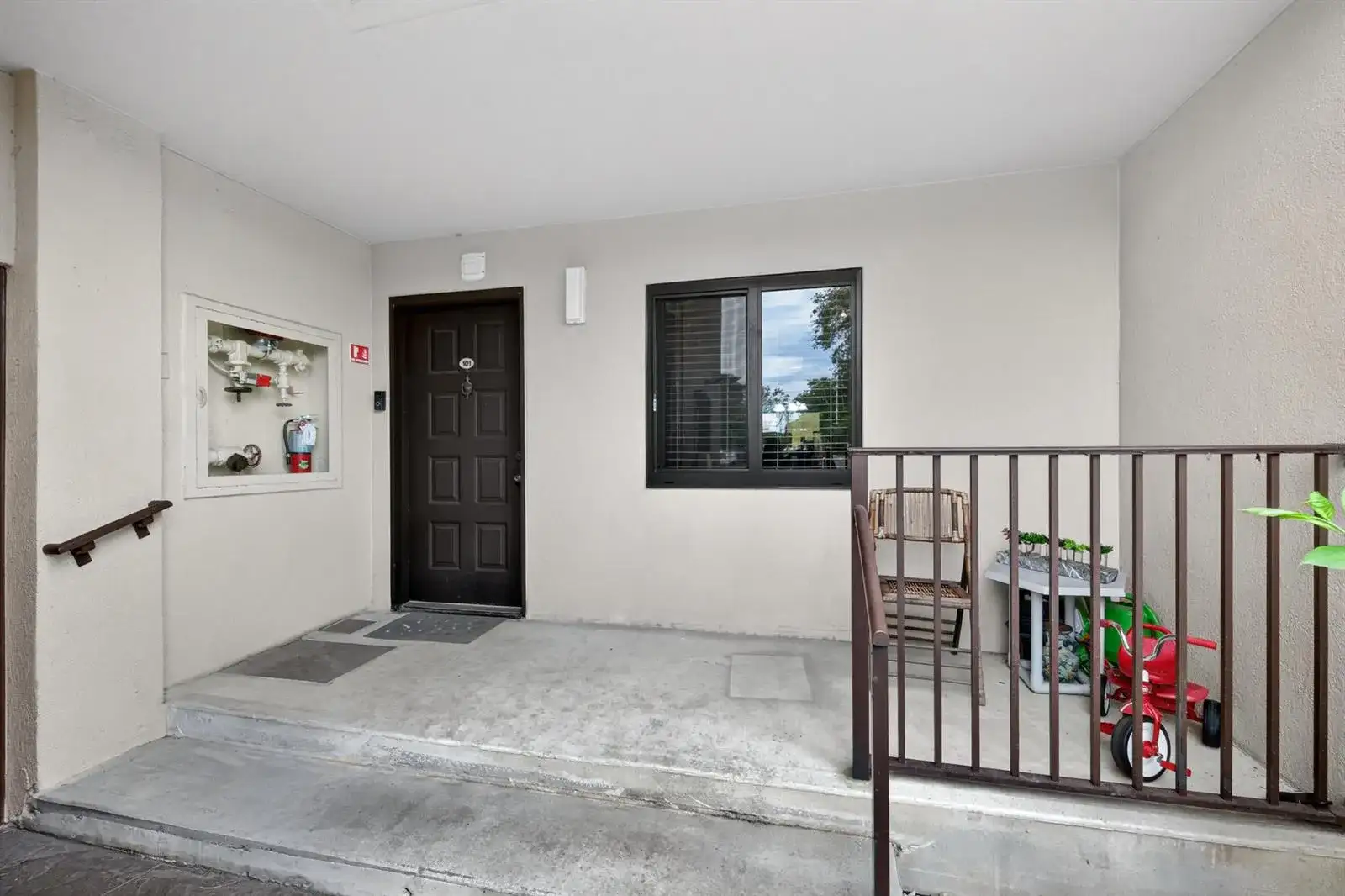 2200 S Cypress Bend Drive # 101, Pompano Beach FL 33069 photo 4