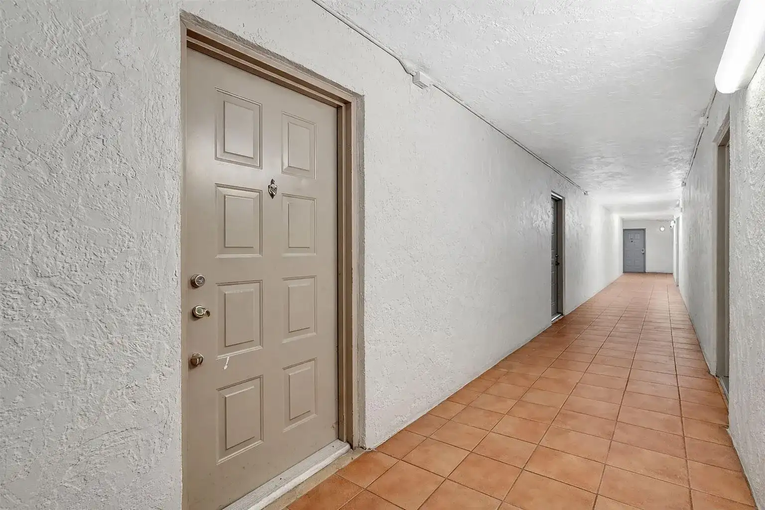711 N Pine Island Road # 210, Plantation FL 33324 photo 3