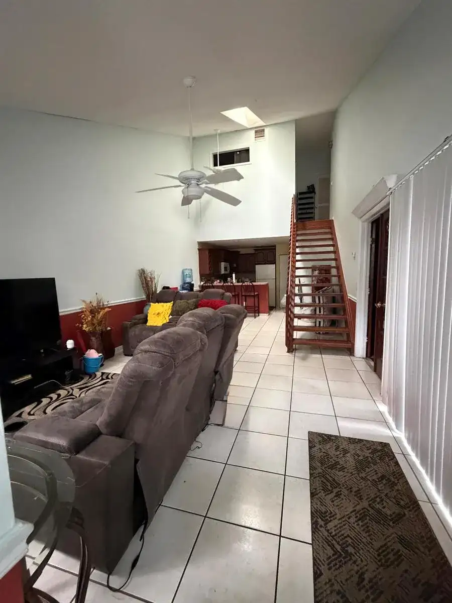 2035 Winners Circle, North Lauderdale FL 33068 photo 4