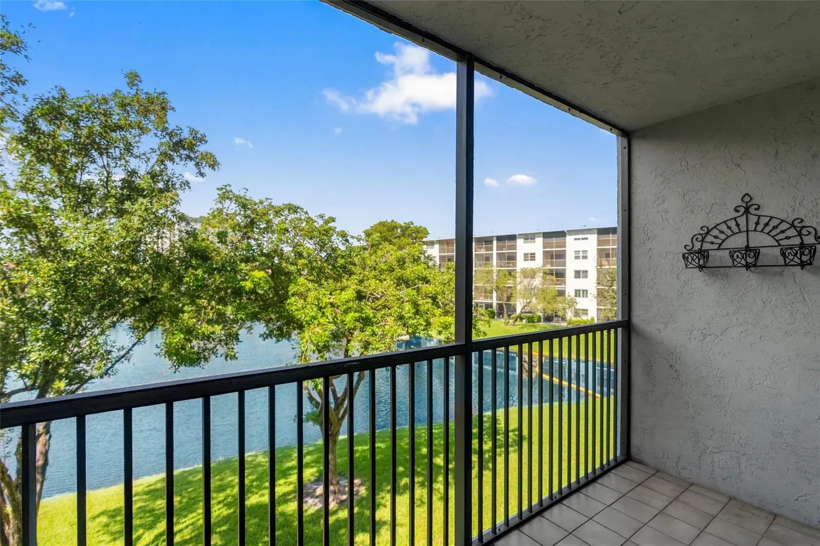 2226 N Cypress Bend Drive # 308, Pompano Beach FL 33069