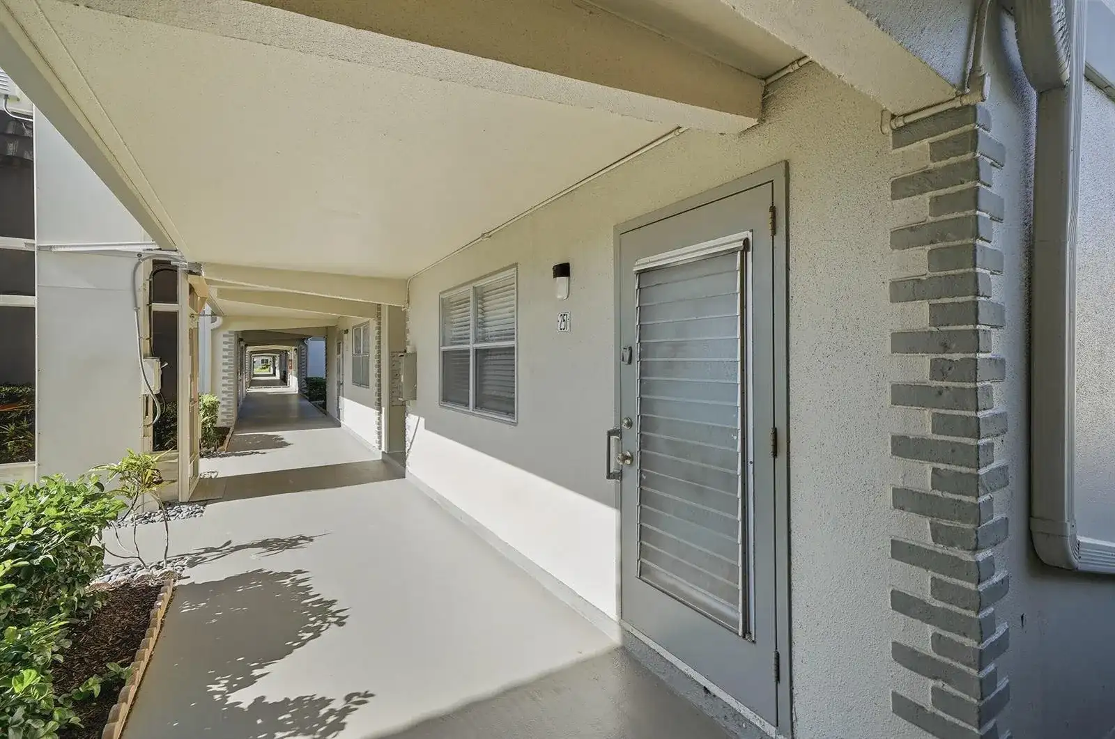 251 Monaco Way, Delray Beach FL 33446 photo 4
