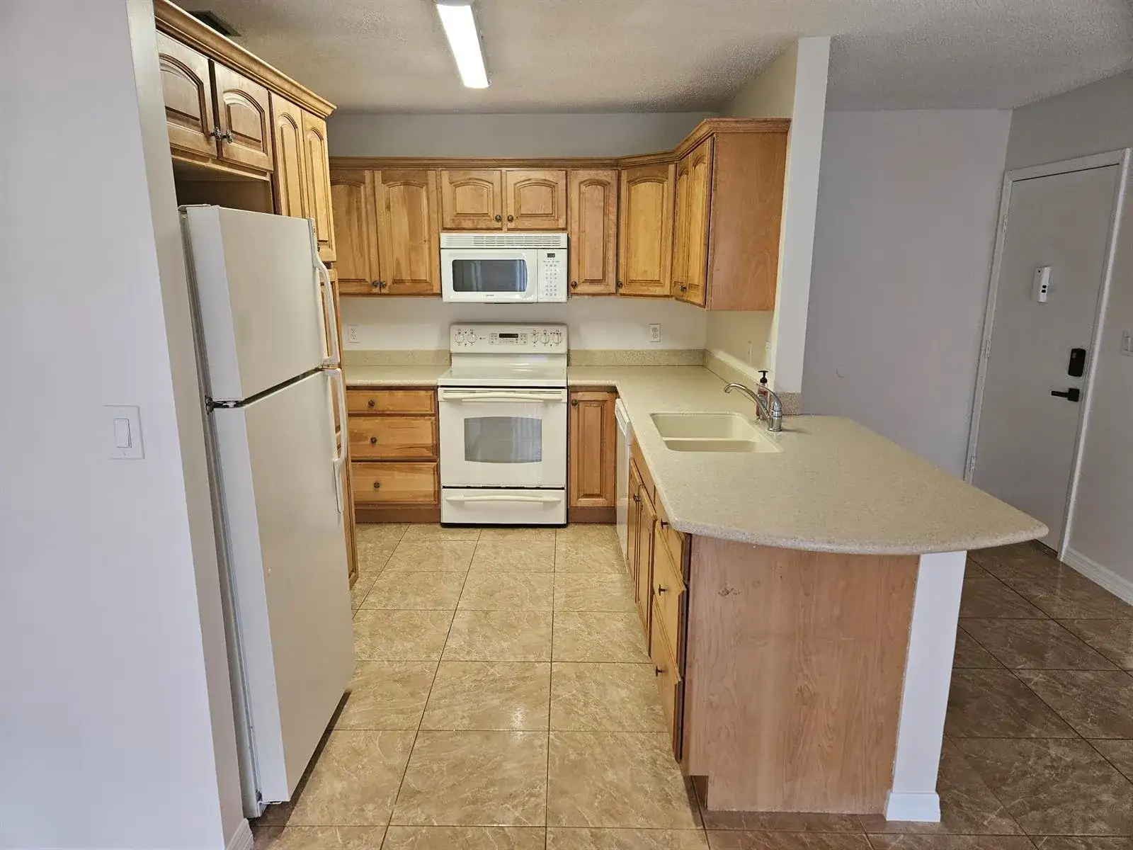 2050 Oleander Boulevard # 108, Fort Pierce FL 34950 photo 4