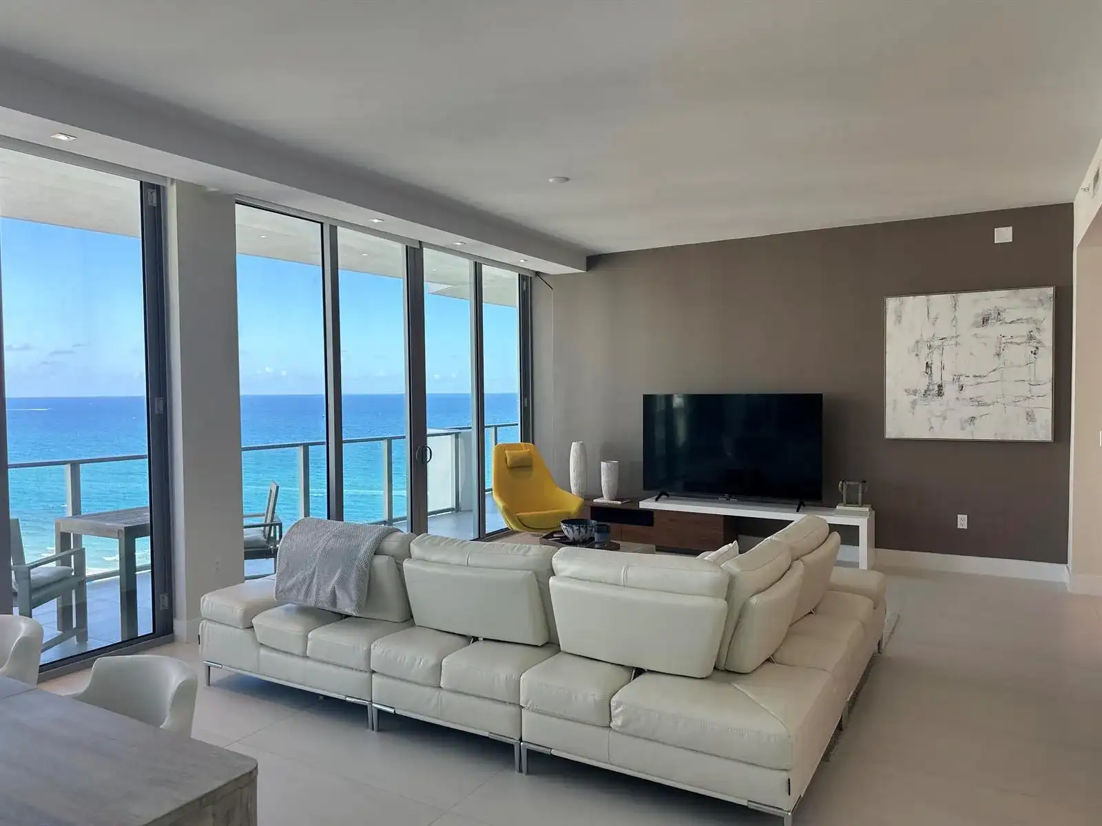 3100 N Ocean Drive # 1701, Riviera Beach FL 33404