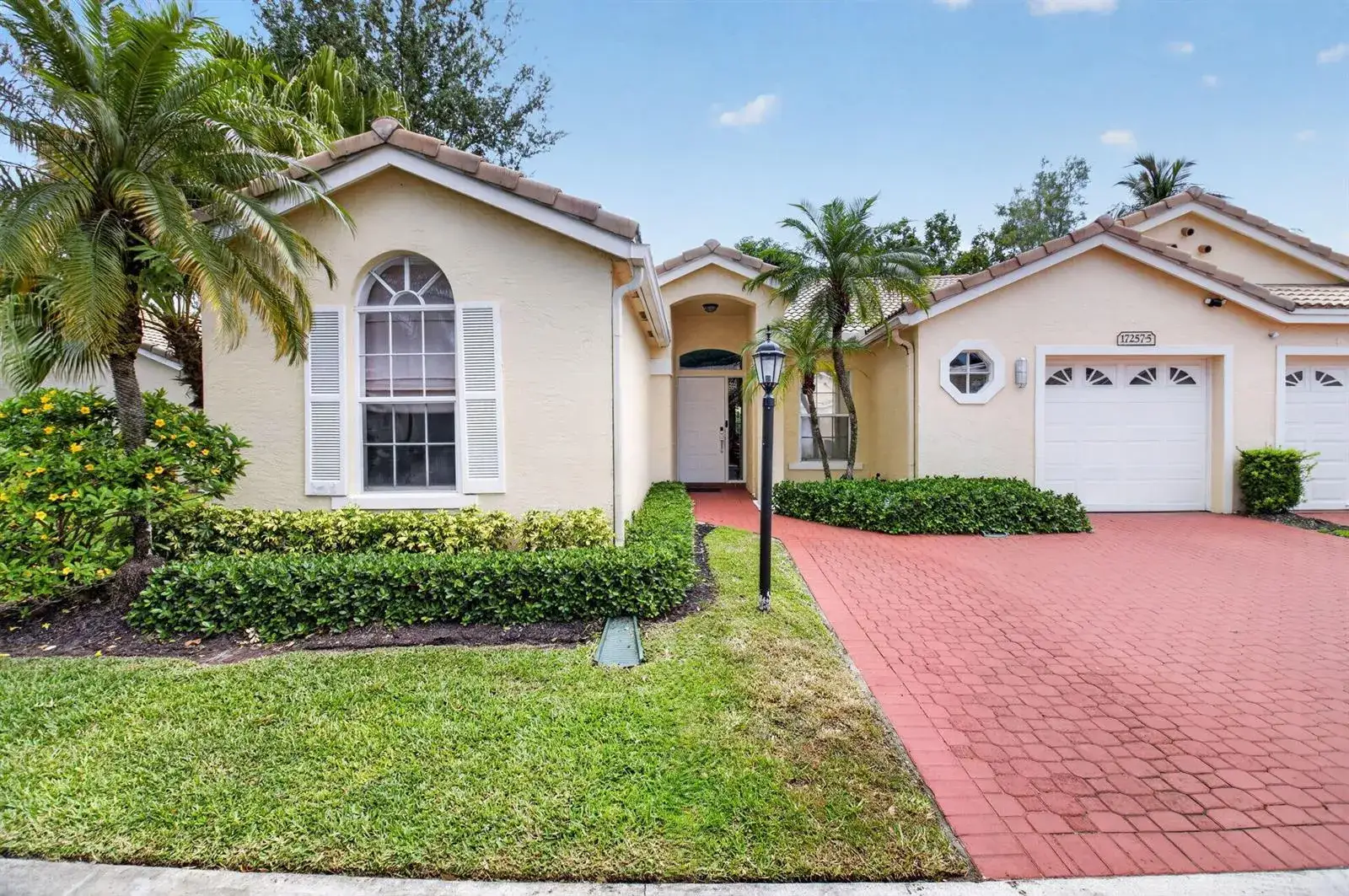 17257 Boca Club Boulevard Apt 5, Boca Raton FL 33487