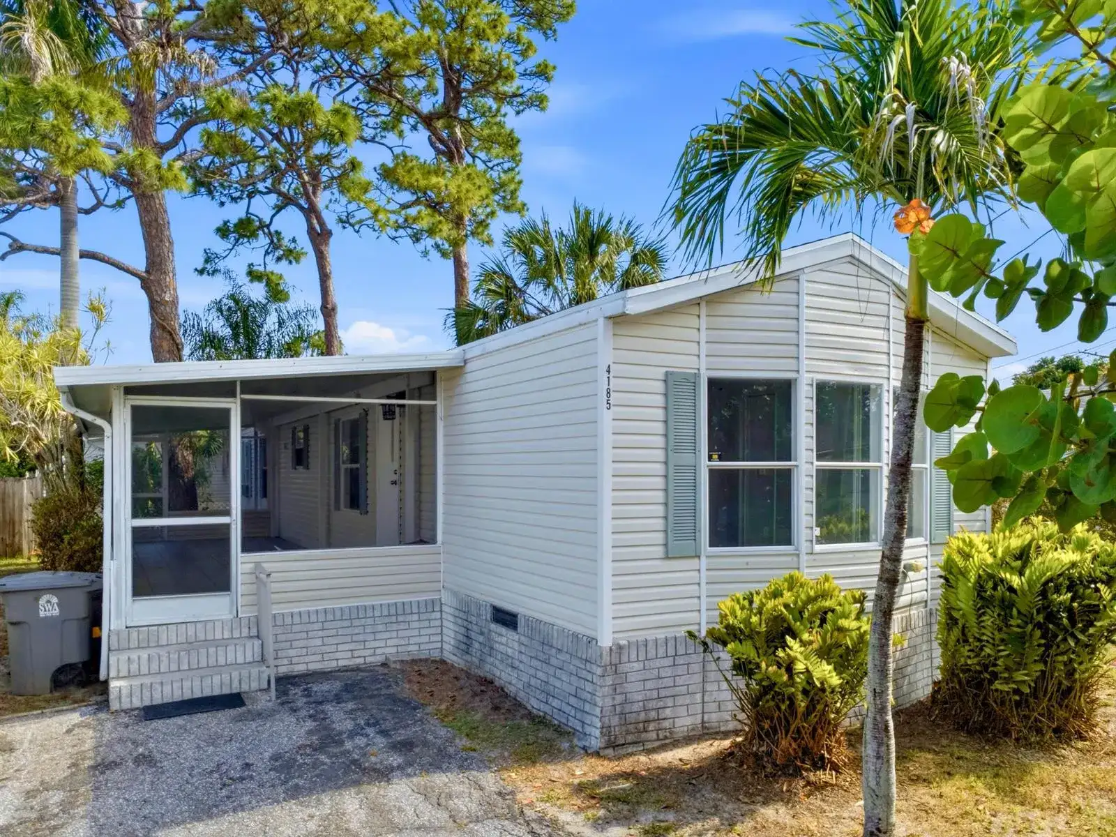 4185 N Shady Lane, Boynton Beach FL 33436 photo 2