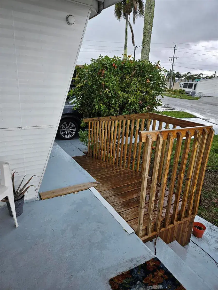 8550 SW 20th Street, Davie FL 33324