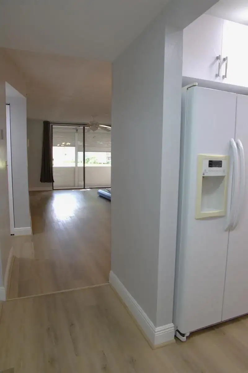 2851 Somerset Drive, Lauderdale Lakes FL 33311 photo 4