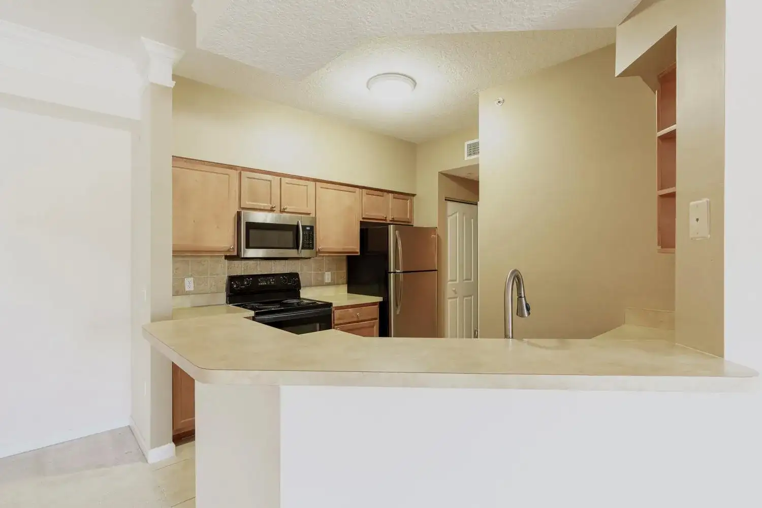 1201 Myrtlewood Circle E, Palm Beach Gardens FL 33418 photo 4