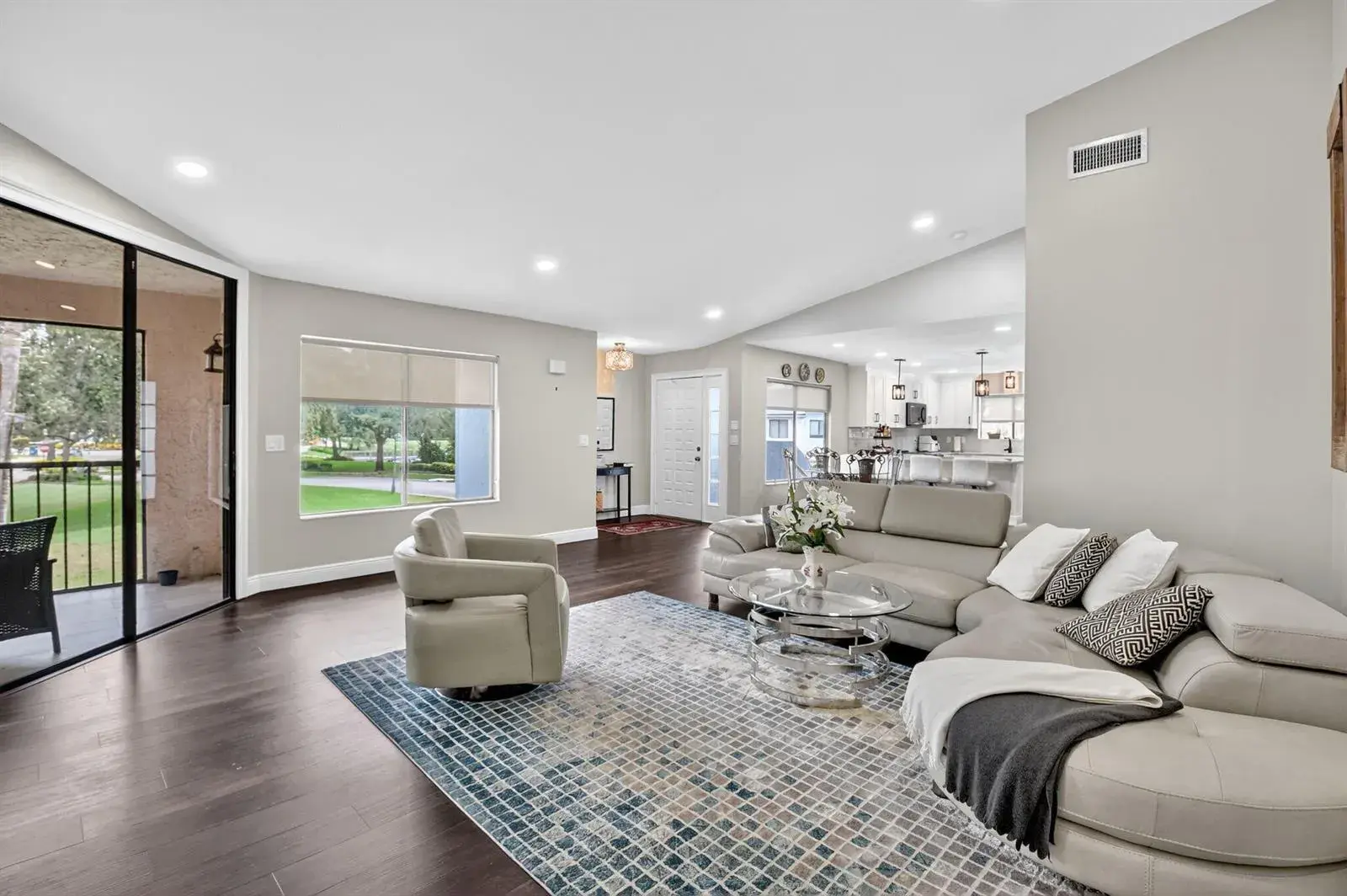 15307 Strathearn Drive # 11204, Delray Beach FL 33446