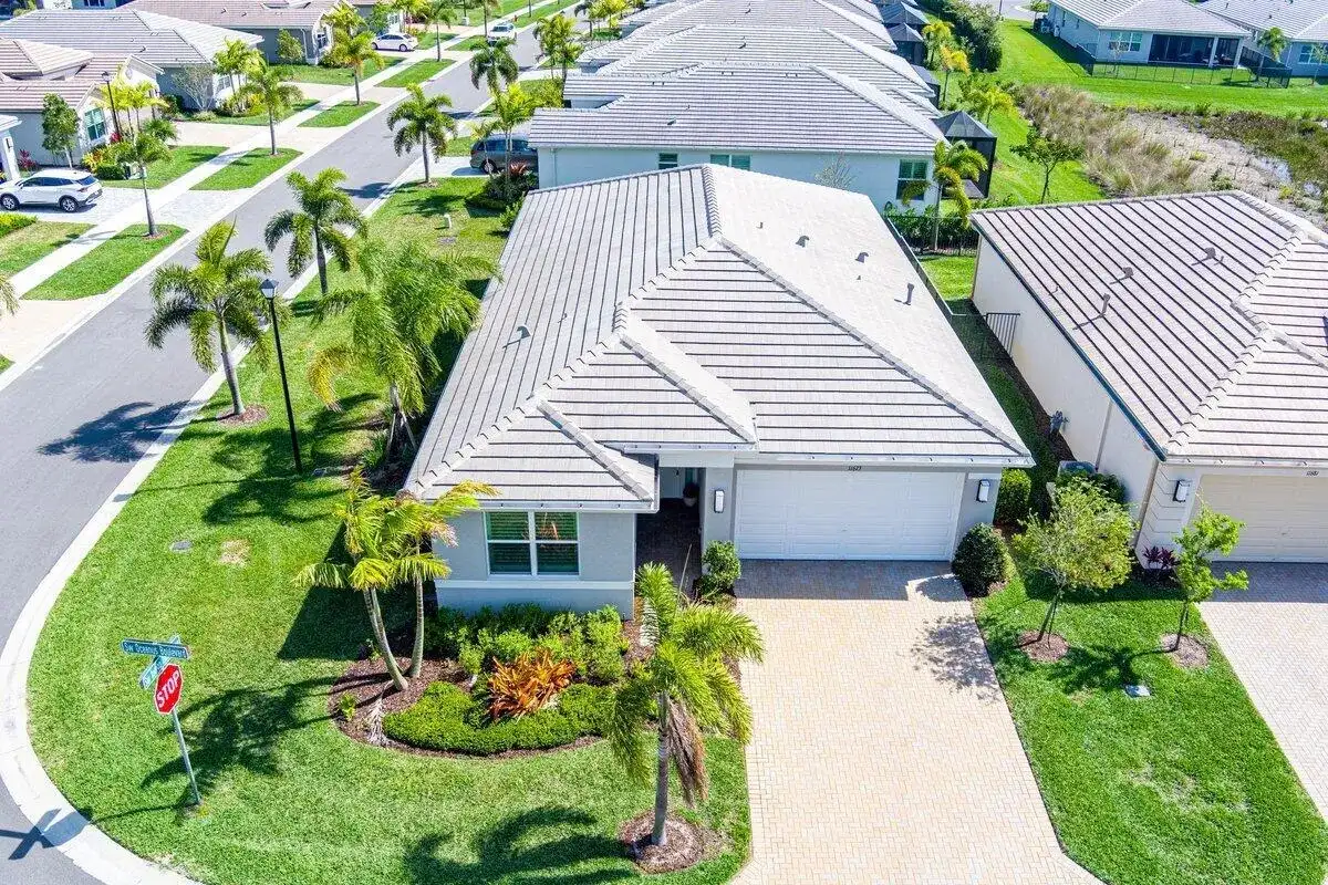 11673 SW Oceanus Boulevard, Port St. Lucie FL 34987