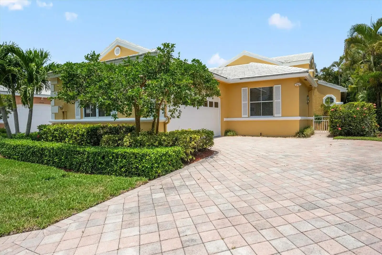 4362 Kensington Park Way, Lake Worth FL 33449 photo 2
