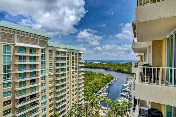625 Casa Loma Boulevard Unit 1, Boynton Beach FL 33435