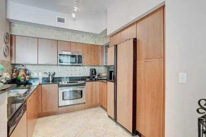 625 Casa Loma Boulevard Unit 1, Boynton Beach FL 33435 photo 4