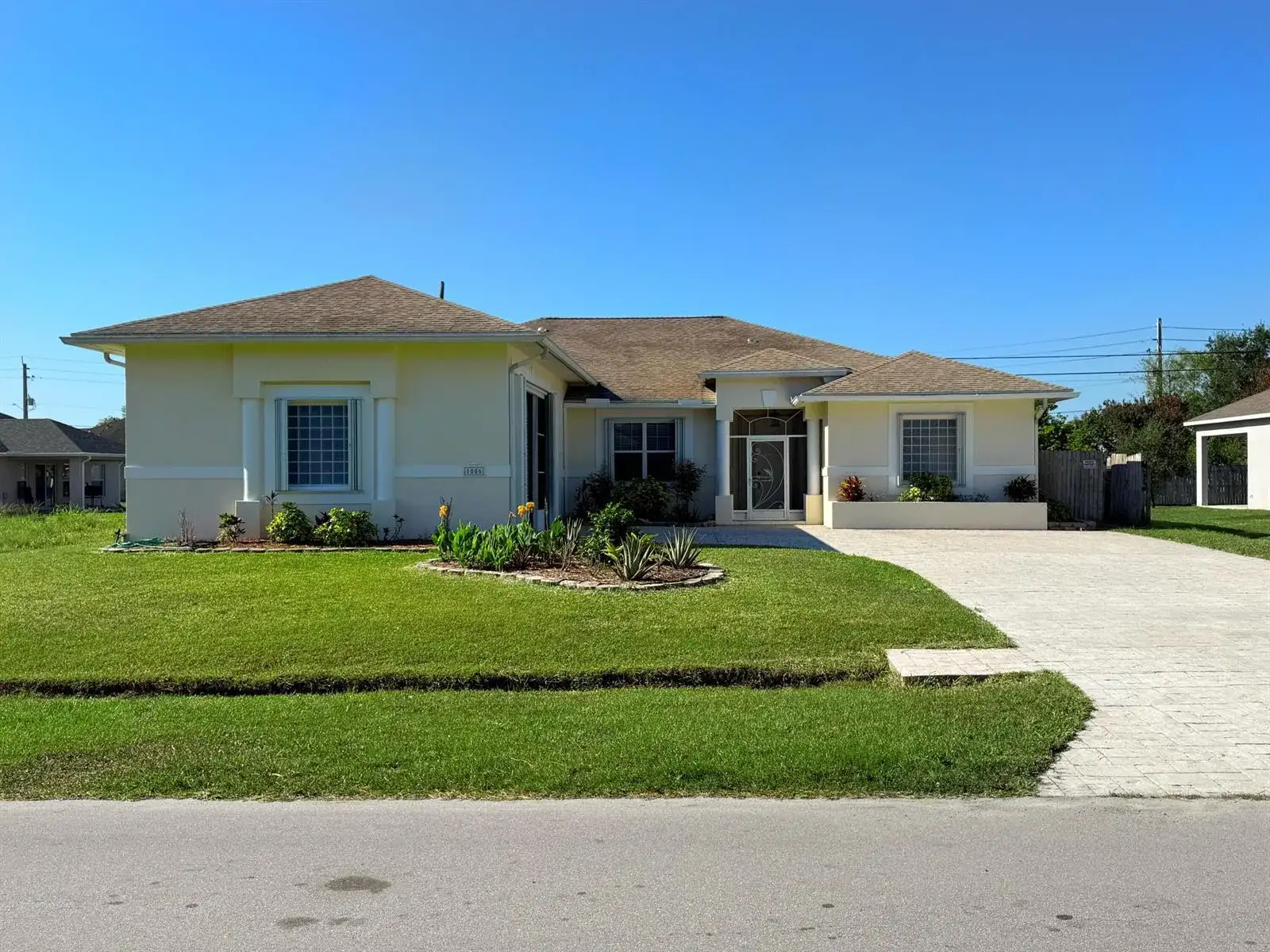 1006 SW Majorca Avenue, Port St. Lucie FL 34953 photo 2