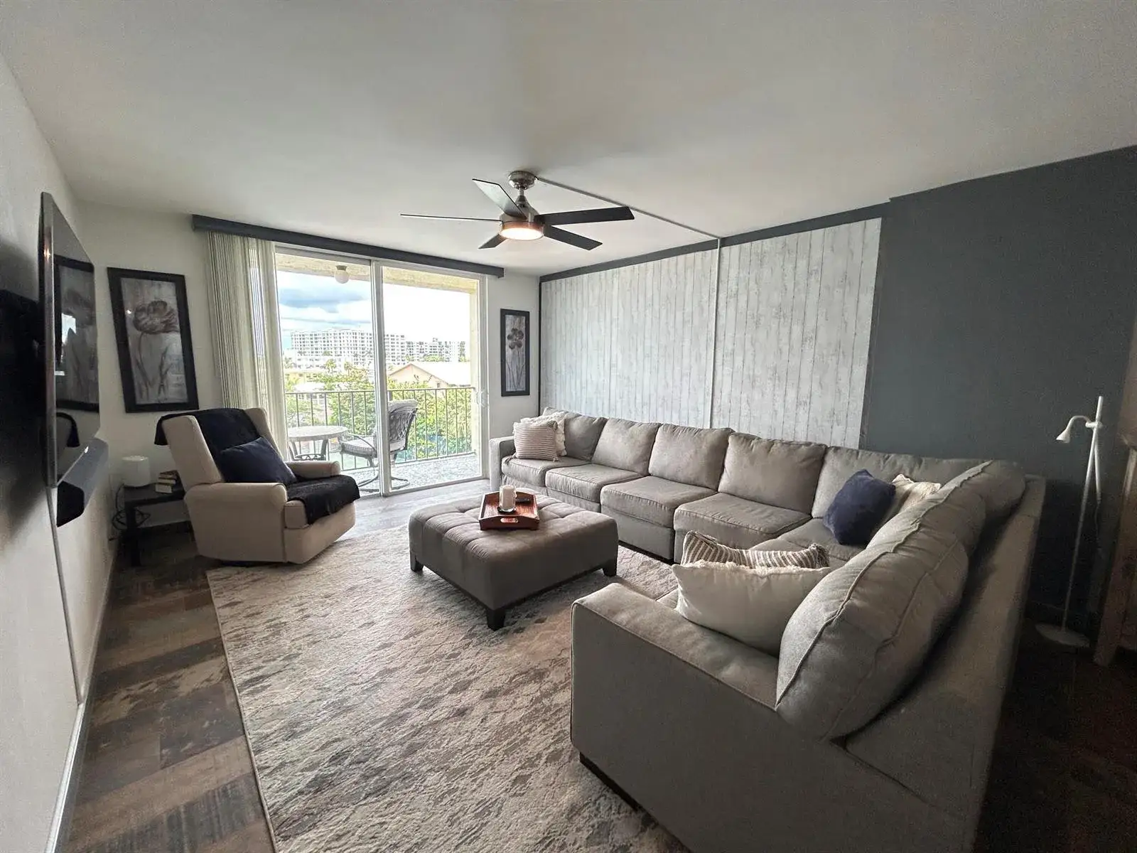 1009 N Ocean Boulevard N # 401, Pompano Beach FL 33062