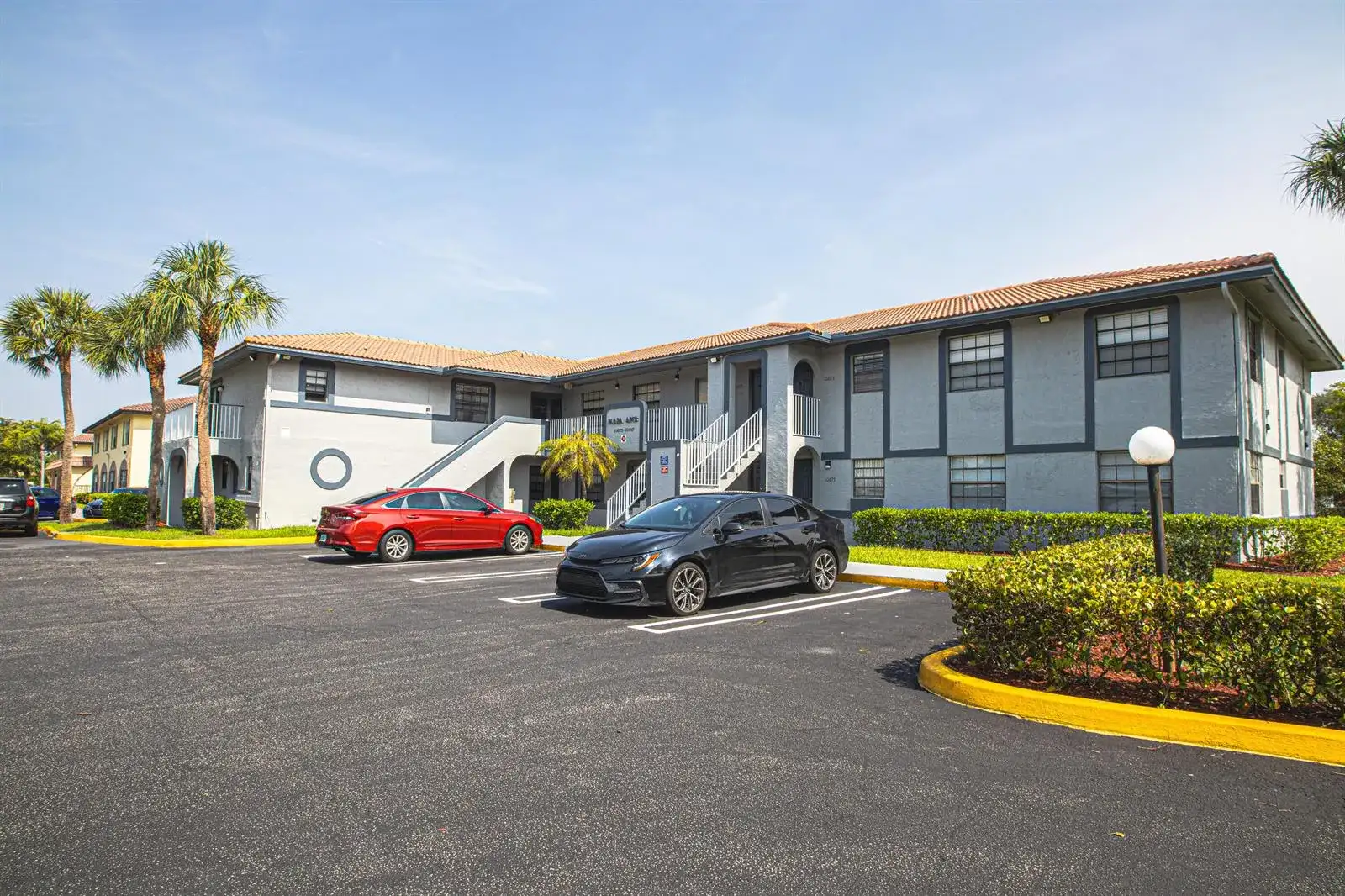 10687 Royal Palm Boulevard, Coral Springs FL 33065 photo 2