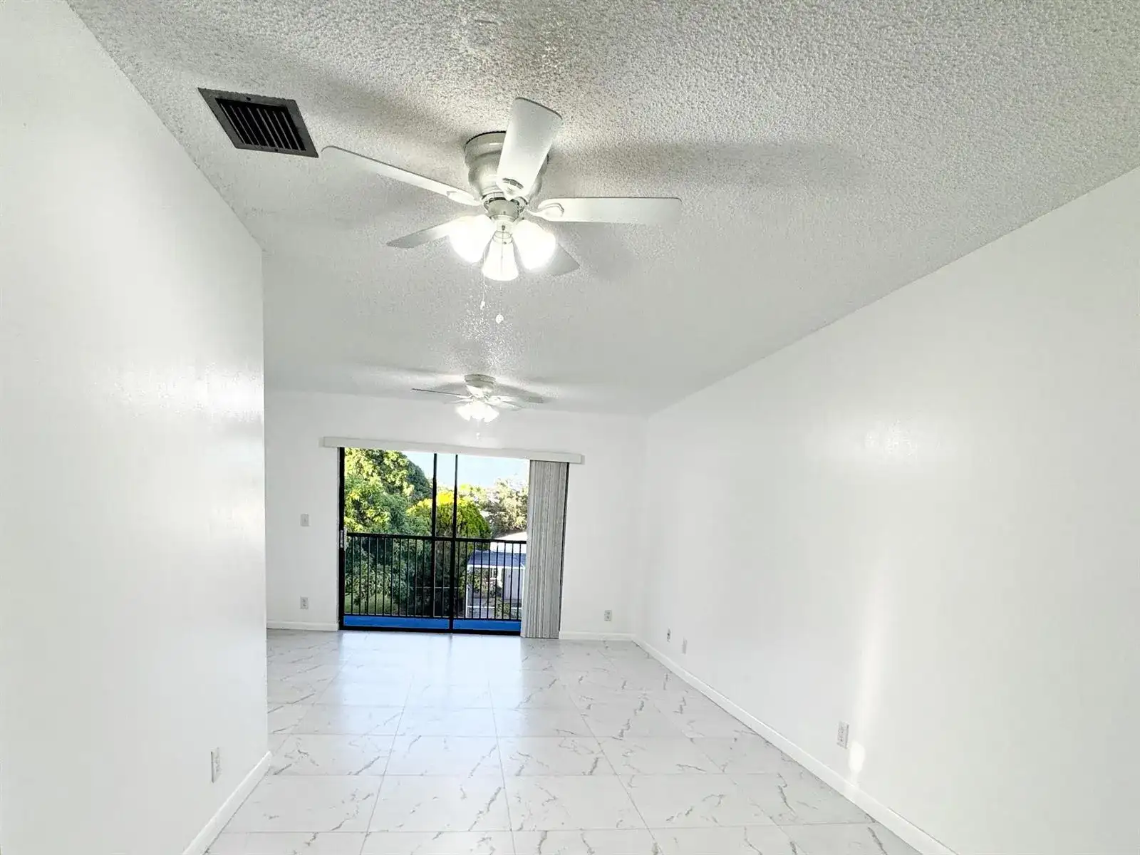 10687 Royal Palm Boulevard, Coral Springs FL 33065 photo 5